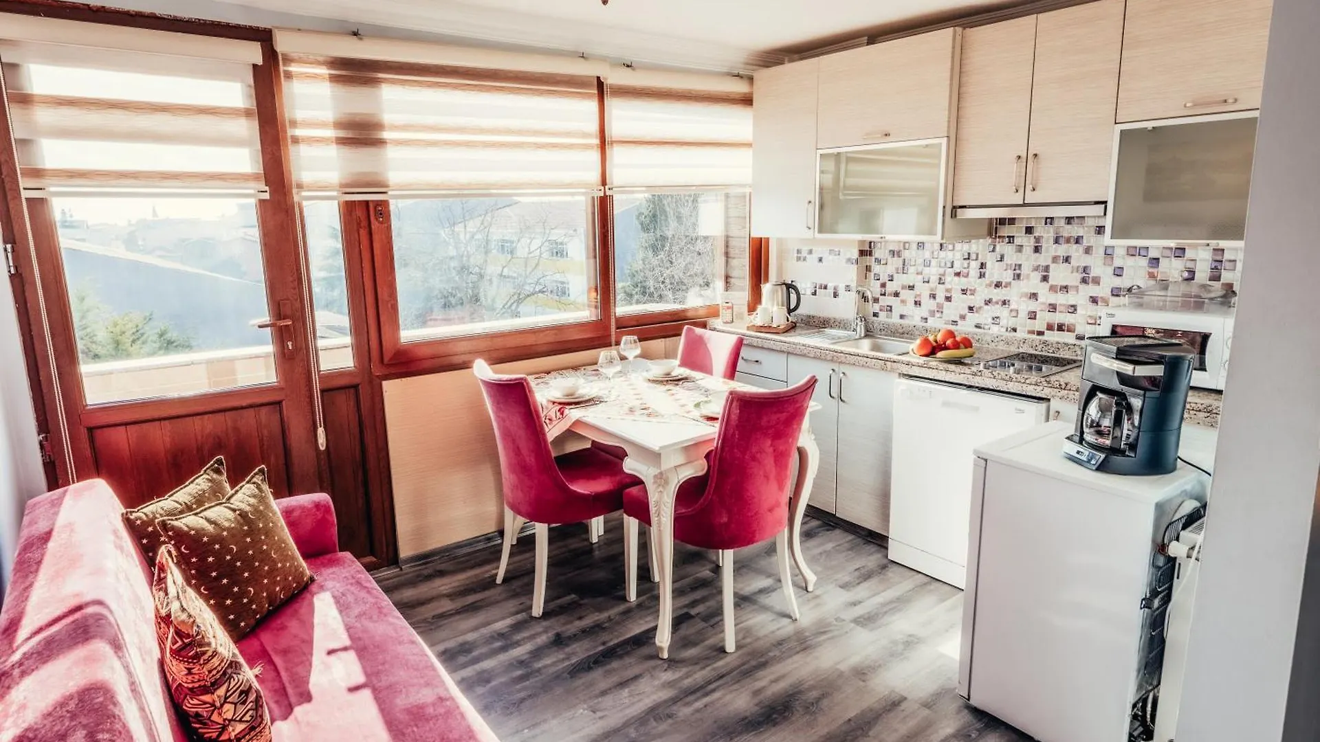 7 People Large Family Or Friends Group 110Mettee Squar Bed & Breakfast Istanbul